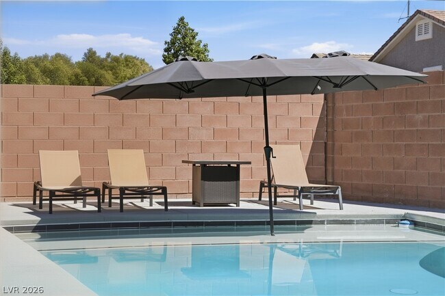 Building Photo - 11063 Pegasus Dr