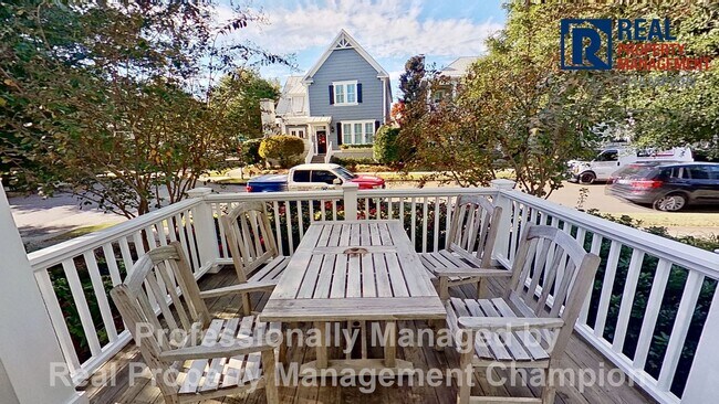 Building Photo - Exquisite Executive Home in Autumn Hall