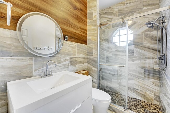 Building Photo - 6555 Via Regina