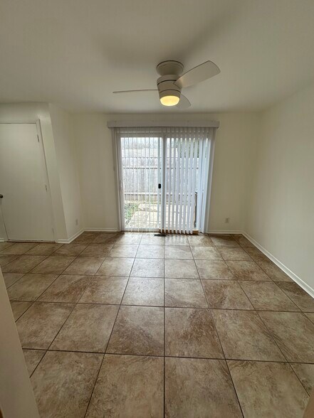 Building Photo - 2329 Obetz Dr