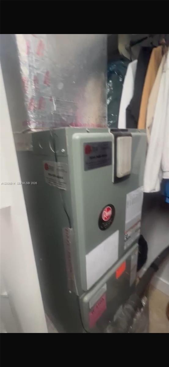 Building Photo - 1515 NE 125th Terrace