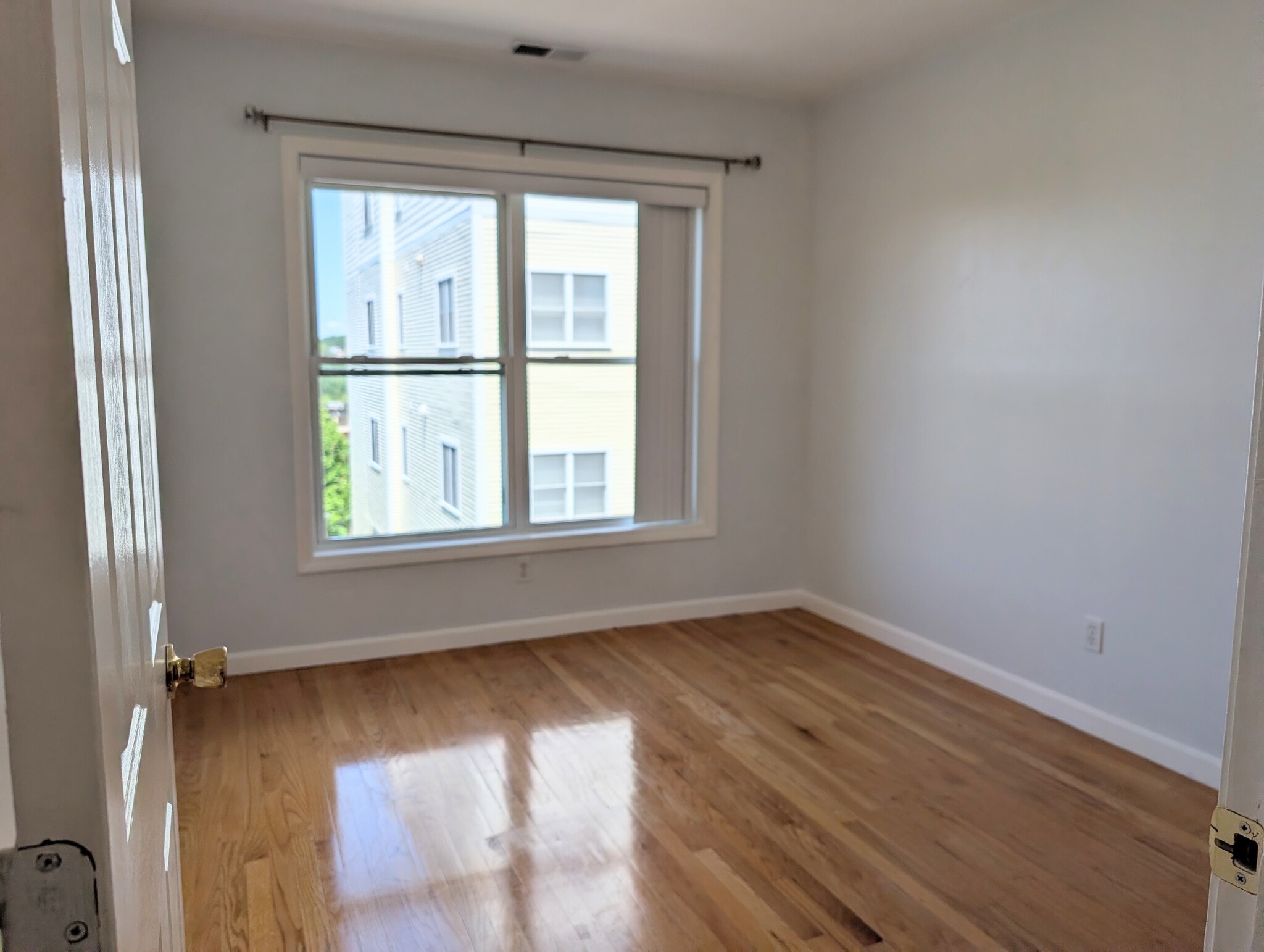 Building Photo - 84 Aborn St