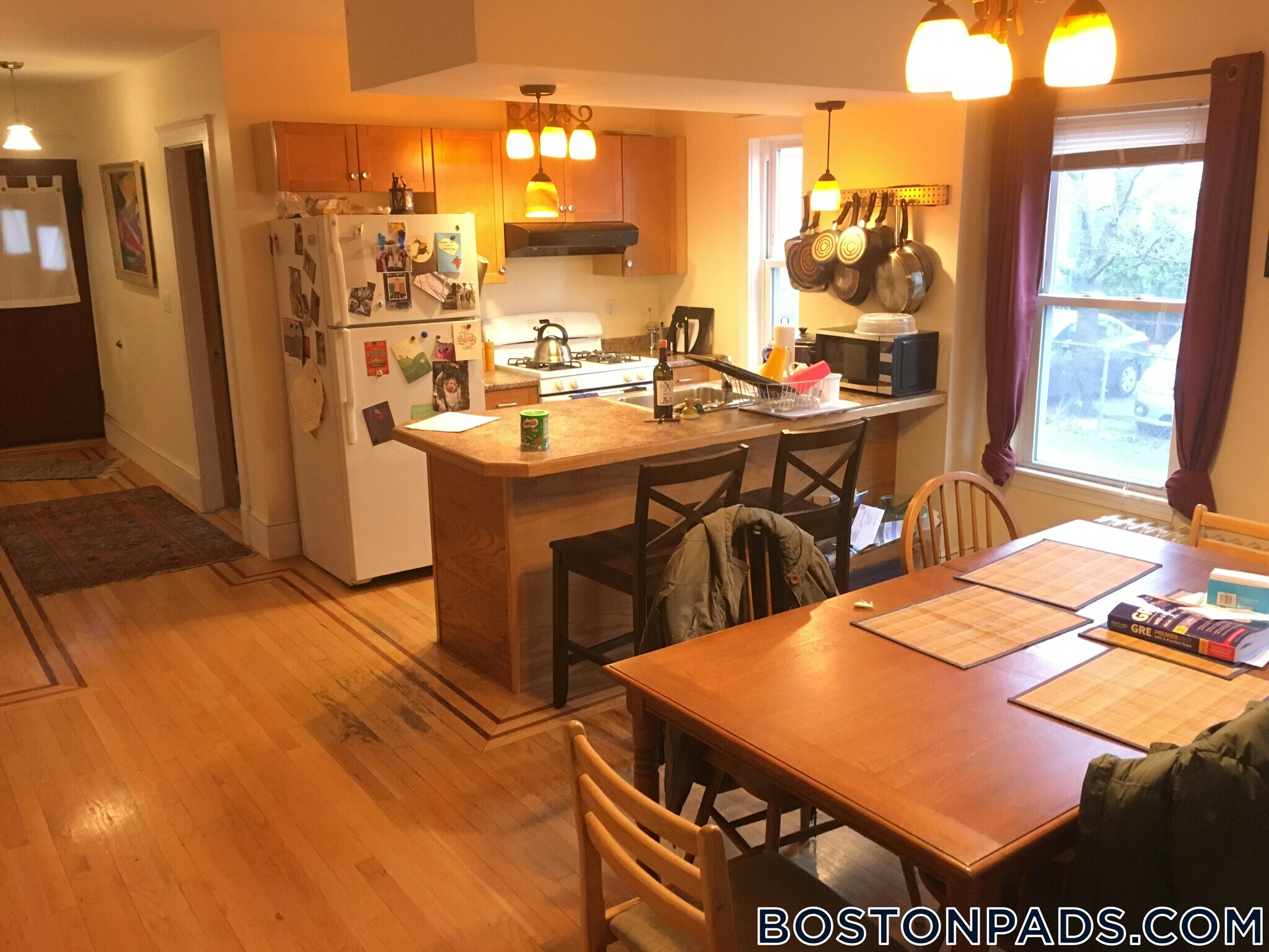 Building Photo - 28R Cherry St