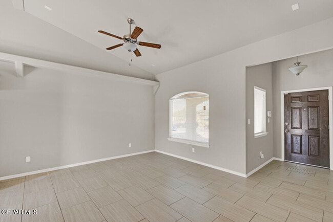 Building Photo - 159 Homedale Dr