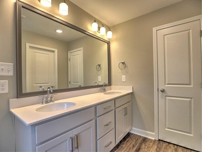 Building Photo - 3341 Verdi Ln