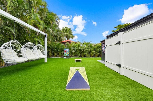 Building Photo - 10366 NW 15th St