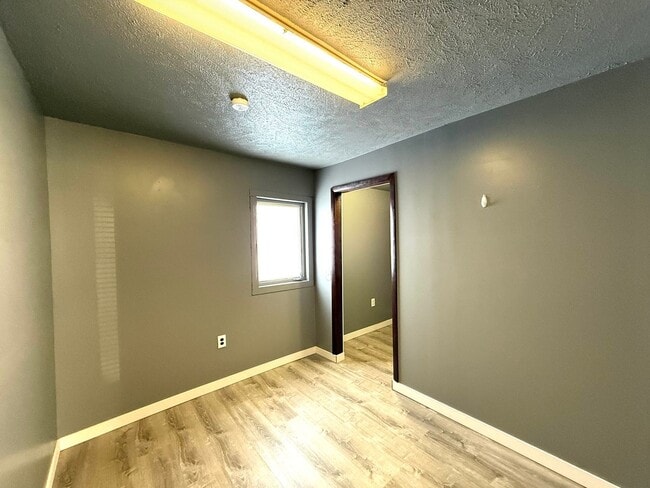 Building Photo - 34420 Thorpe Ct