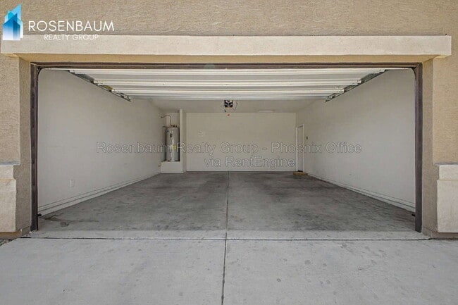 Building Photo - 41917 W Manderas Ln