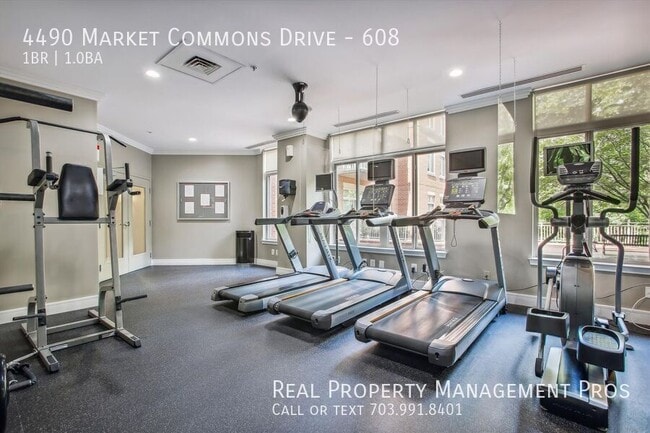 Building Photo - 4490 Market Commons Dr