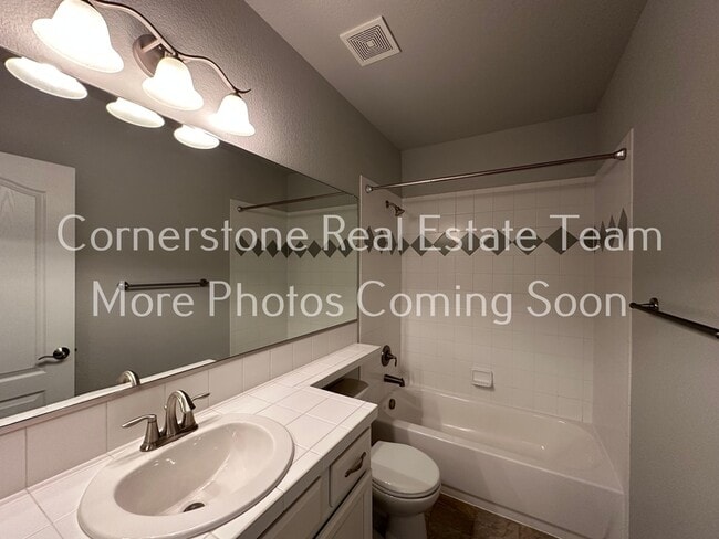 Building Photo - 11430 Palmers Green Dr