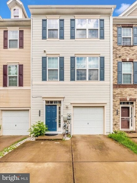 Building Photo - 8313 Black Harrier Ln