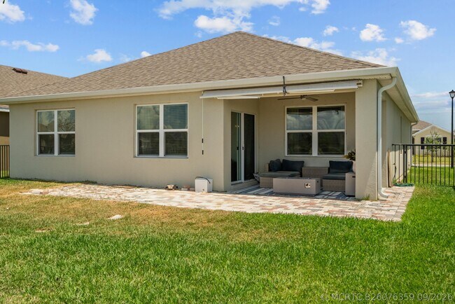 Building Photo - 10760 SW Cremona Way