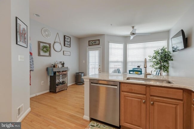 Building Photo - 164 Comay Terrace