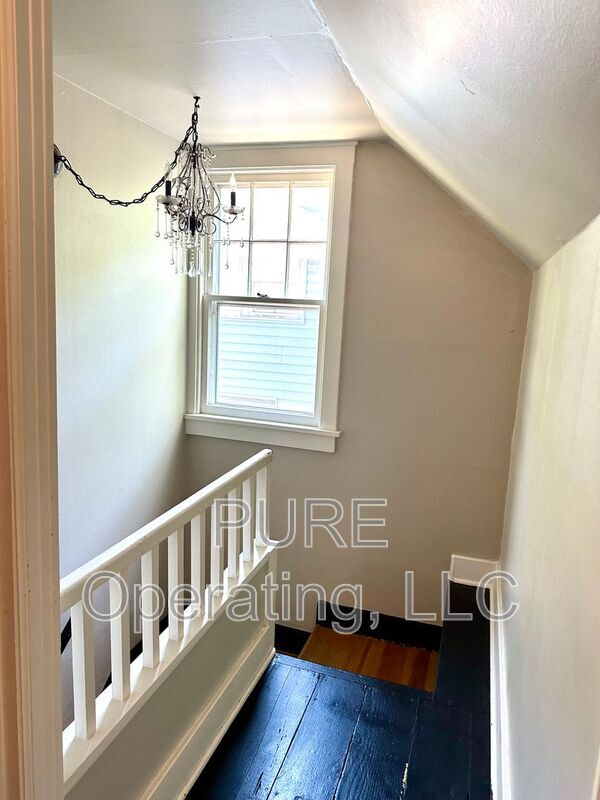Building Photo - 4679 Poppleton Ave