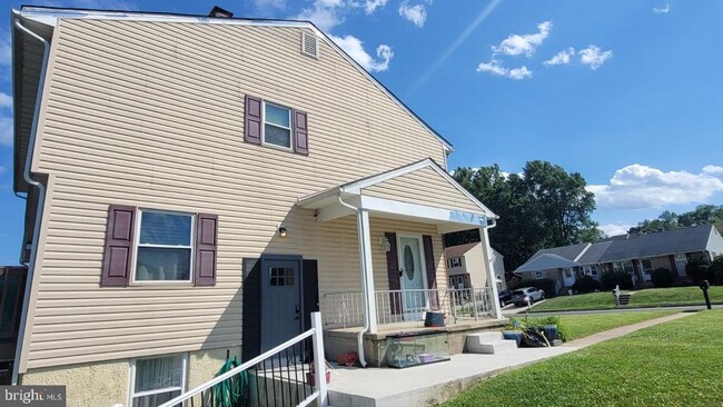 Building Photo - 4236 Slater Ave