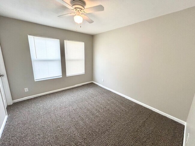 Building Photo - New Move In Special-$300 off first month's rent. Move In Ready Home in Prime Madison Location!