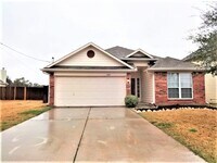 Building Photo - 2207 Shady Pine Dr