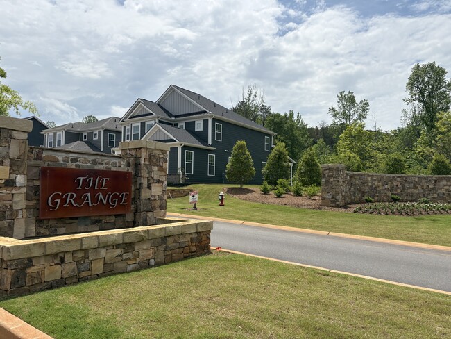 Building Photo - 203 Grange Vly Ln