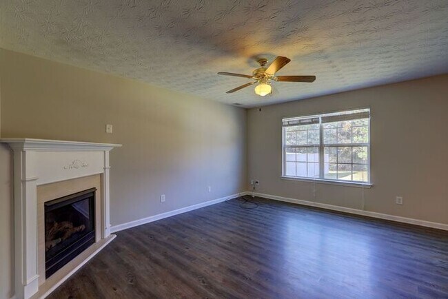 Building Photo - Available Now!