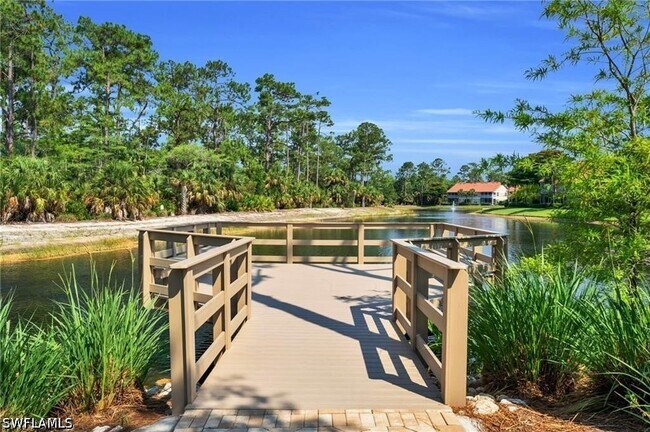 Building Photo - 4950 Deerfield Way