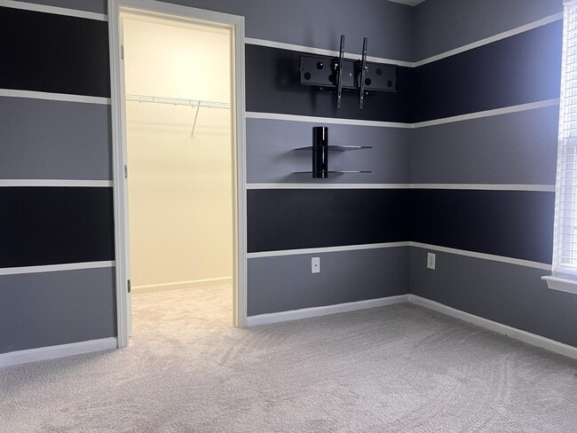 Building Photo - 44725 Ellery Ln