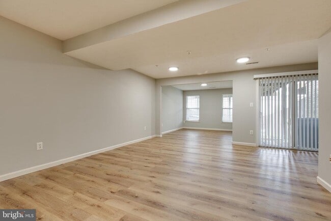 Building Photo - 2542 Piney Pass Way