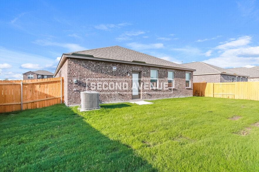 Building Photo - 832 Jackel Dr