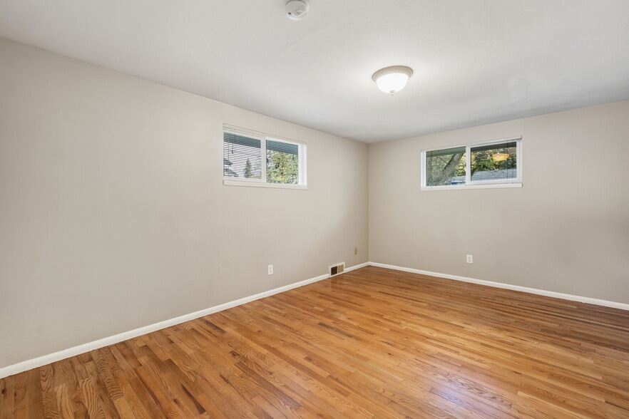 Building Photo - 19515 Fremont Ave N