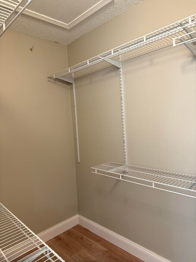 Building Photo - 21583 Villa Nova Dr