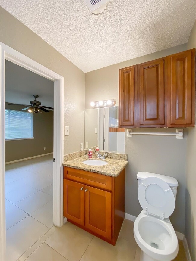 Building Photo - 11514 Fruitwood Dr