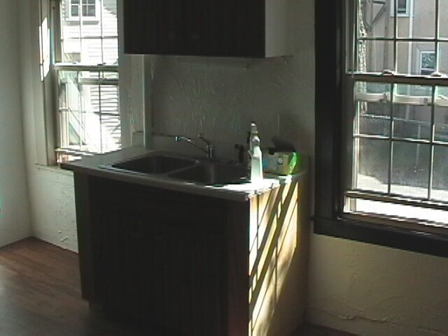 Building Photo - 33 Congress St