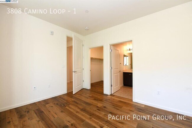 Building Photo - 3808 Camino Lp