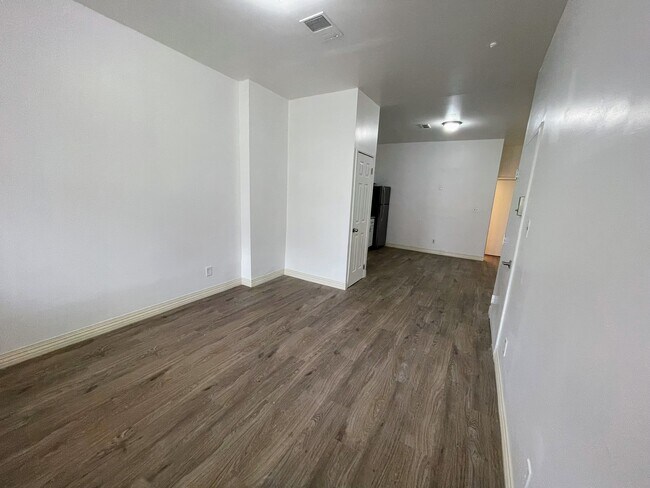 Building Photo - 1311 W Allegheny Ave