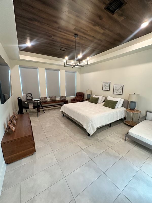 Building Photo - 1801 Bridle