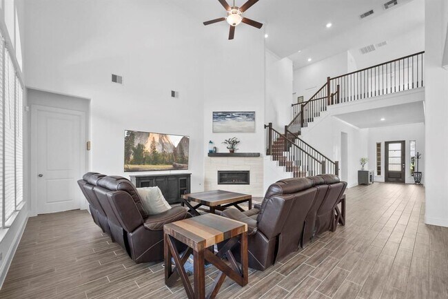 Building Photo - 20222 Liberty Run Dr