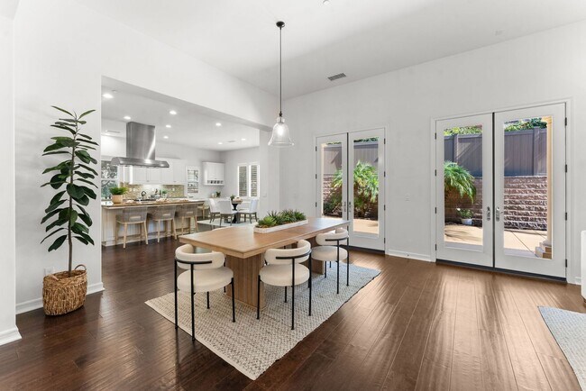 Building Photo - Single-Level 4BD Coastal Home in Prime Encinitas Location