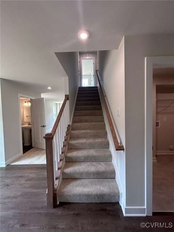 Building Photo - 6573 Carters Walk Ln