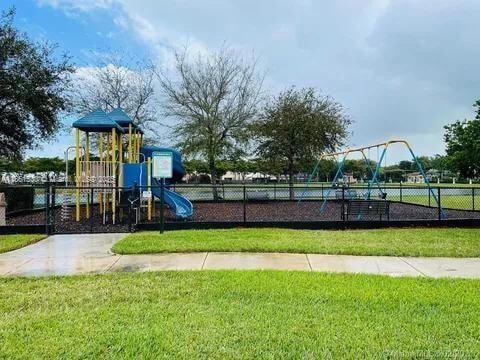 Building Photo - 22901 SW 88th Pl