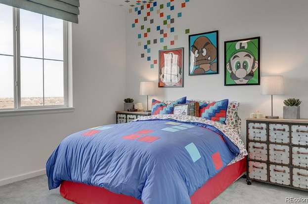 Building Photo - 12801 Galapago St