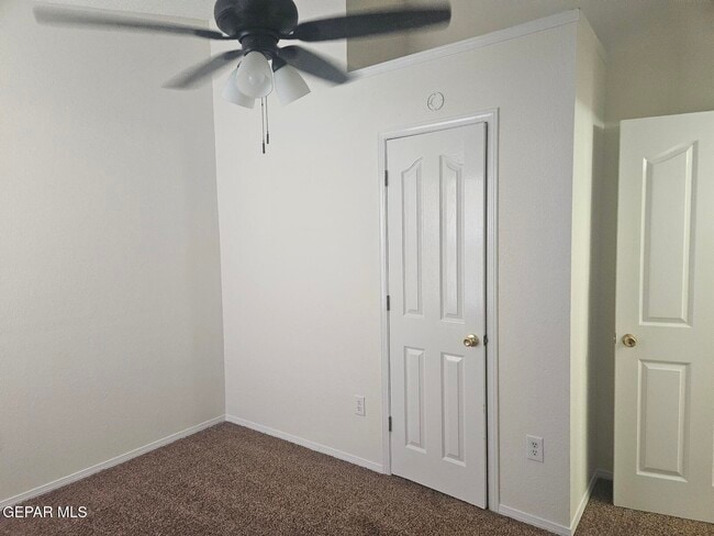 Building Photo - 12353 Golden Sun Dr