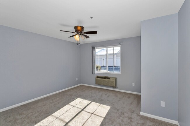 Building Photo - 136 Bertram Dr