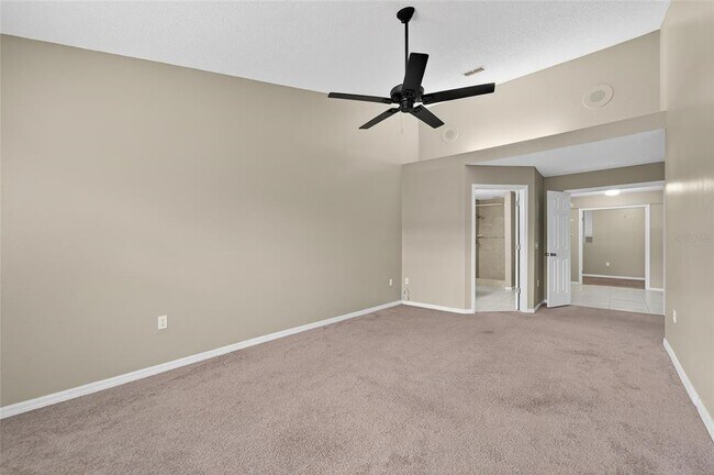 Building Photo - 4209 Brentwood Park Cir
