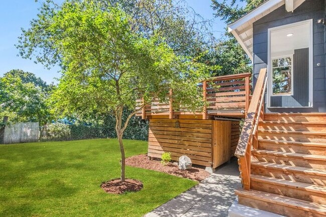 Building Photo - Stunningly Remodeled 1905 Beauty w/ AIR CO...