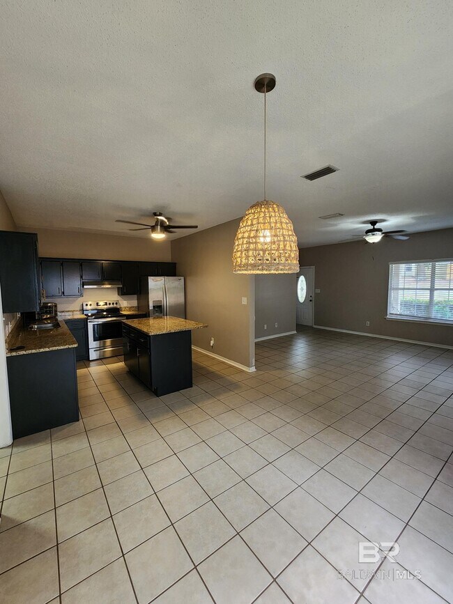 Building Photo - 100 Dunbar Loop