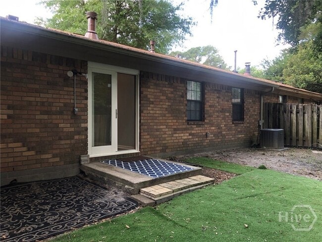 Building Photo - 120 Harmon Creek Dr