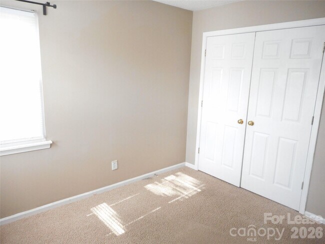 Building Photo - 8431 Leeper Dr