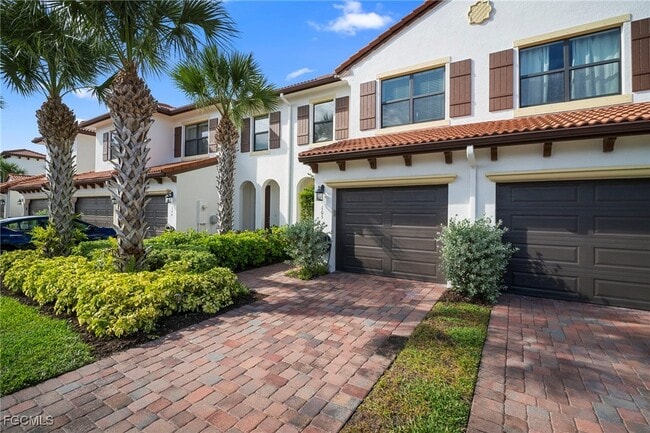 Building Photo - 15820 Portofino Springs Blvd