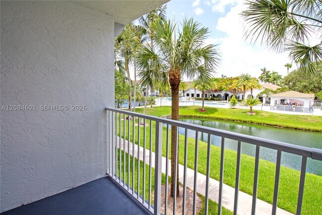 Building Photo - 2600 S University Dr