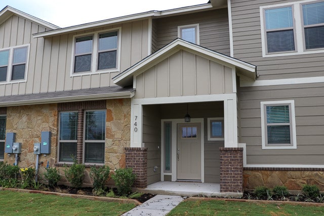 Building Photo - 740 Westfield Blvd