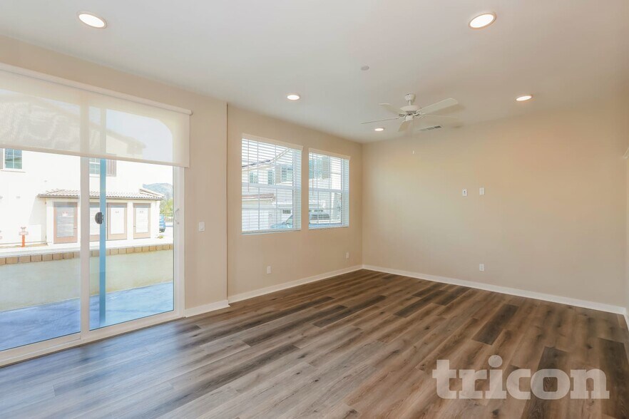 Building Photo - 36357 Creer Ct
